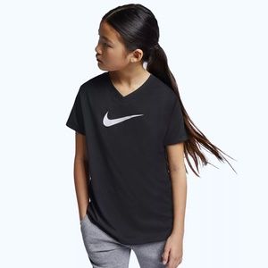 Nike kids black v neck swoosh t shirt